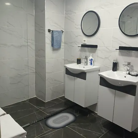 Efesian Center - Harbour B&B Kusadası