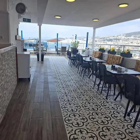 Efesian Center - Harbour B&B 3*